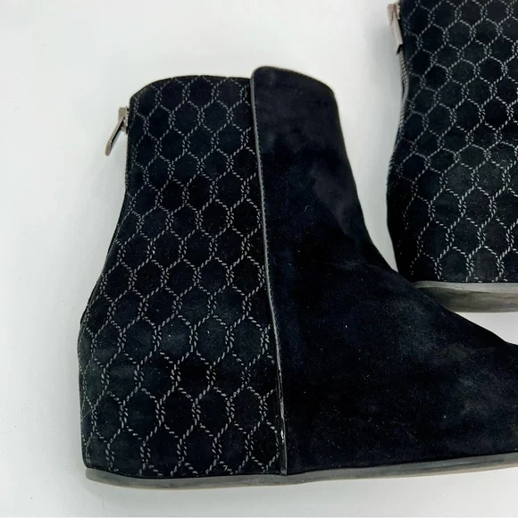 Aquatalia Women Suede Leather Chelsea Boots Black Wedge Heels Booties Size 8.5 - Picture 8 of 10
